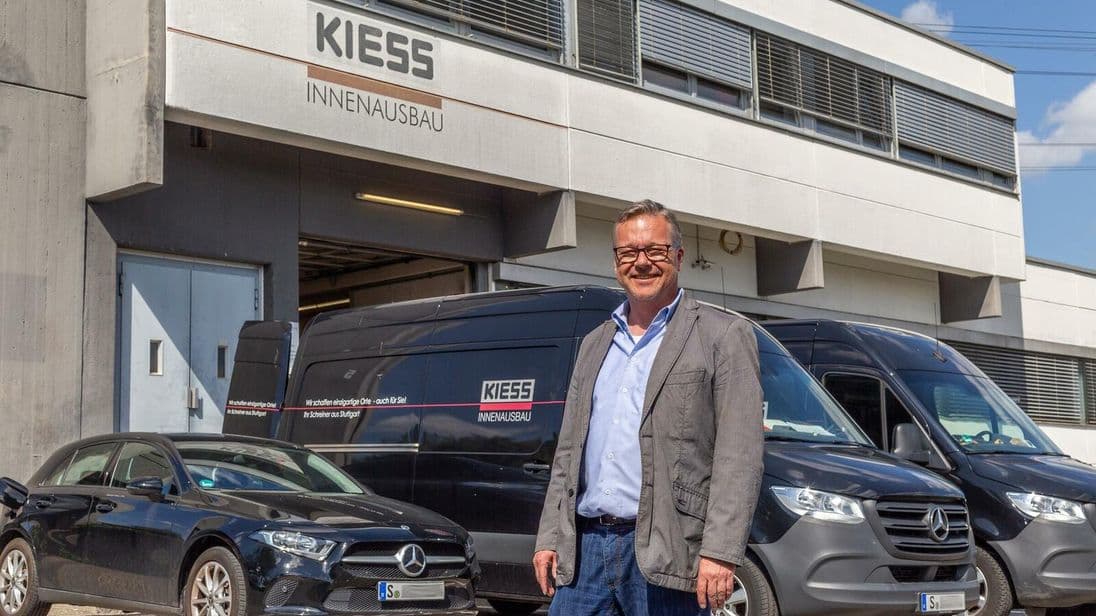 Erfolgreich durch Alleinstellungsmerkmale: Nicht nur Fahrstuhlausbauten und abhörsichere Räume gehören zum Leistungsspektrum der Schreiner. Auch hochwertige Innenausbauten für große Auftraggeber übernimmt der 50 Mitarbeiter starke Betrieb.