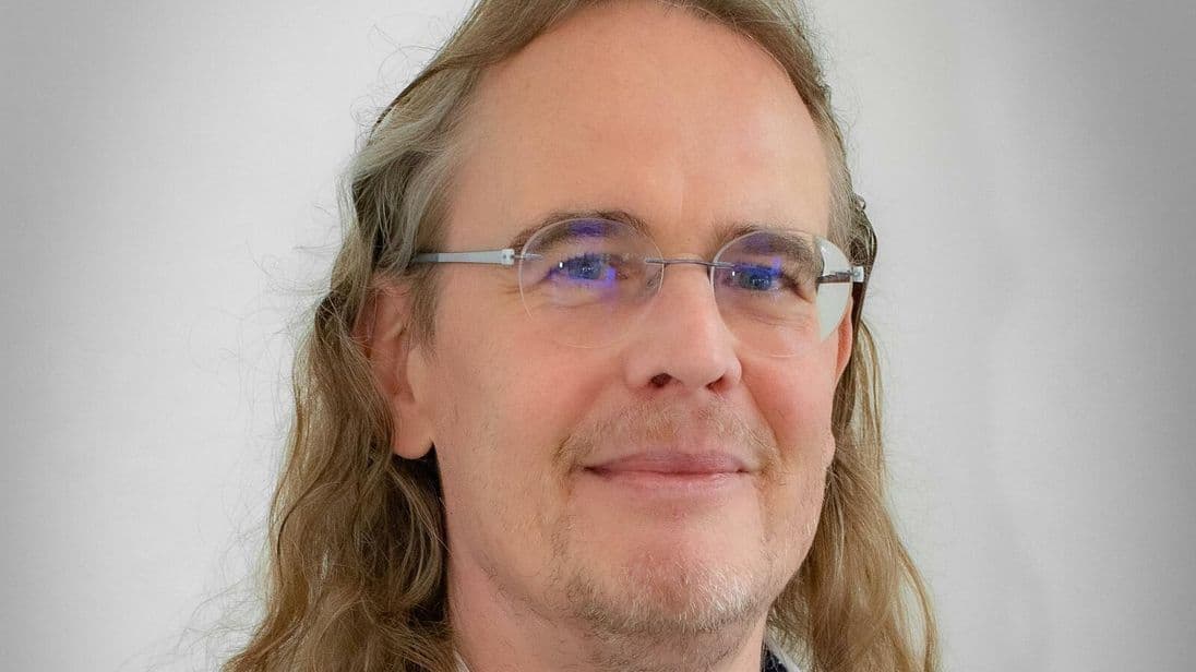 Wer seine Rechnungen zu spät schreibt, hinterzieht Umsatzsteuer, warnt Steuerberater Armin Schiehser
