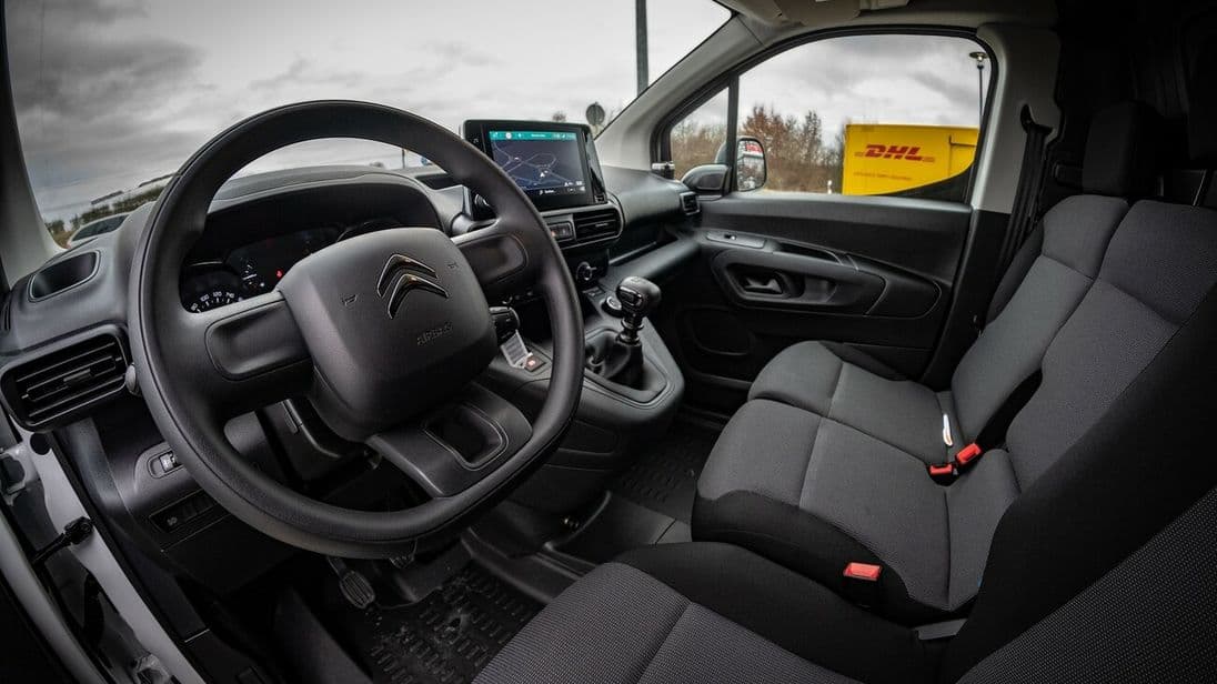 Minus X: Die Nutzfahrzeug-Version des Berlingo ist nüchtern und funktional gestaltet.