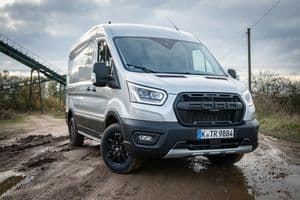 Ganz der Alte: Auch mit kontrastiertem Röckchen bleibt der L2H2 ganz Transporter.