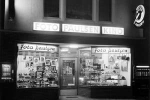 Fotoapparate im Schaufenster: Früher wurden bei Foto Paulsen noch Kameras verkauft.