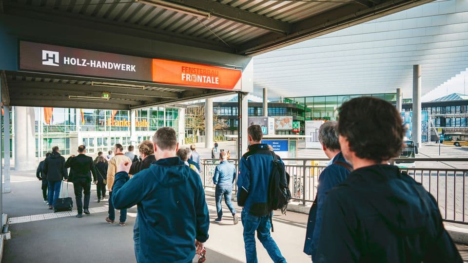 Etwa 340 Aussteller werden auf der Holz-Handwerk 2026 erwartet, auf der Fensterbau Frontale sollen es 648 sein.