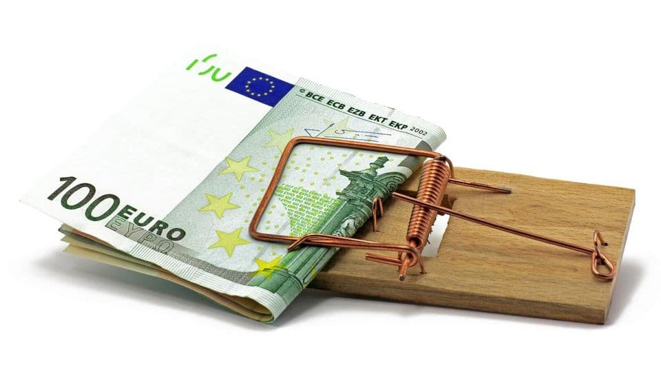 Ob eine fehlende Unterschrift auf dem Abnahmeprotokoll oder verlängerte Gewährleistungsfristen: Diese Fehler bei der Bauabnahme können für Handwerksunternehmer teuer werden.