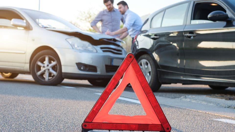 Zwei Männer bei Verkehrsunfall