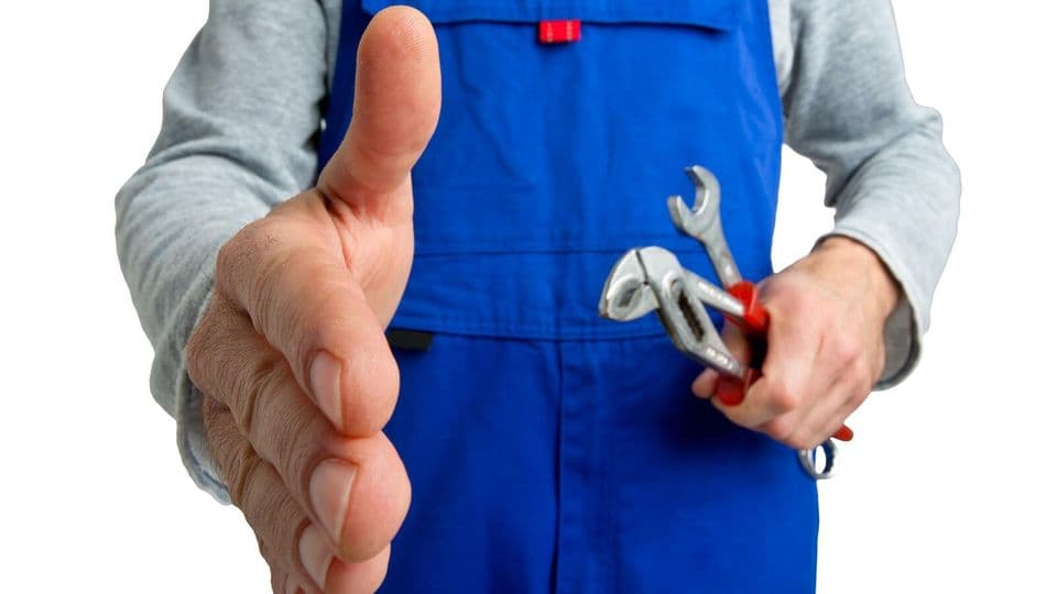 Herzlich willkommen! Mitarbeiter werben Sie erfolgreich ab, wenn Ihre aktuelles Team gerne bei Ihnen ist und sich auf den Zuwachs freut.