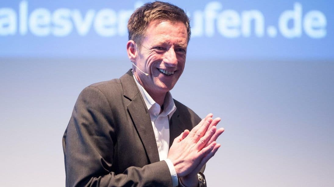 „Kunden brauchen verlässliche Aussagen“, sagt Verkaufstrainer Lars Schäfer.