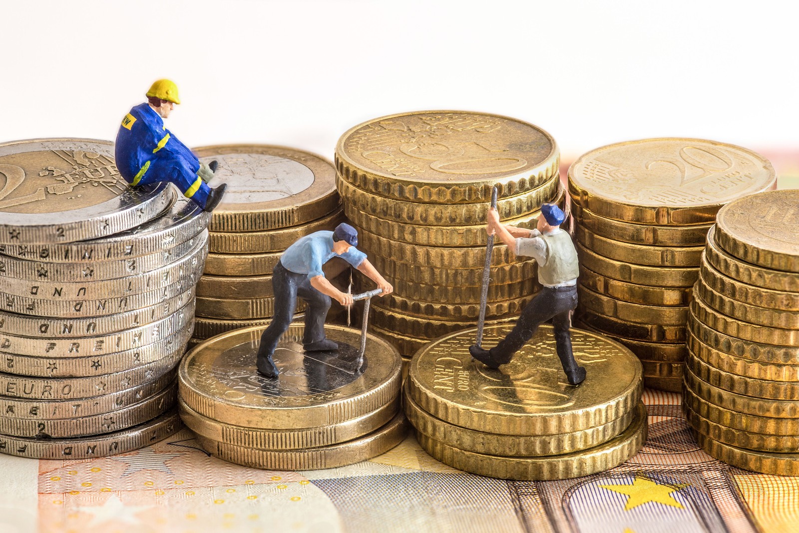 Der gesetzliche Mindestlohn soll 2019 um 35 auf 9,19 Euro steigen.
