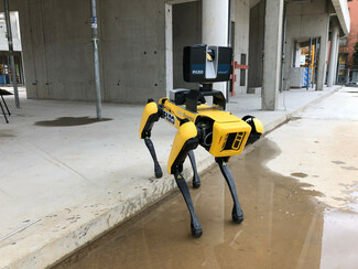 Könnte am Bau bald ein ständiger Begleiter sein: Der Roboterhund soll helfen, Bauprozesse zu digitalisieren.