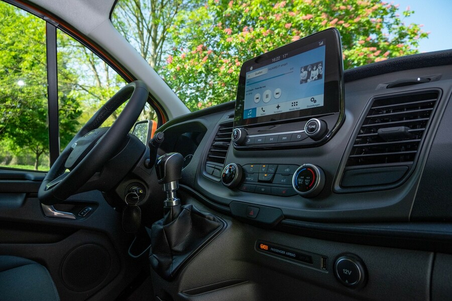 Unser Testwagen ist mit Klimaautomatik, Sitzheizung und Ford Sync 3 hervorragend ausgestattet. 