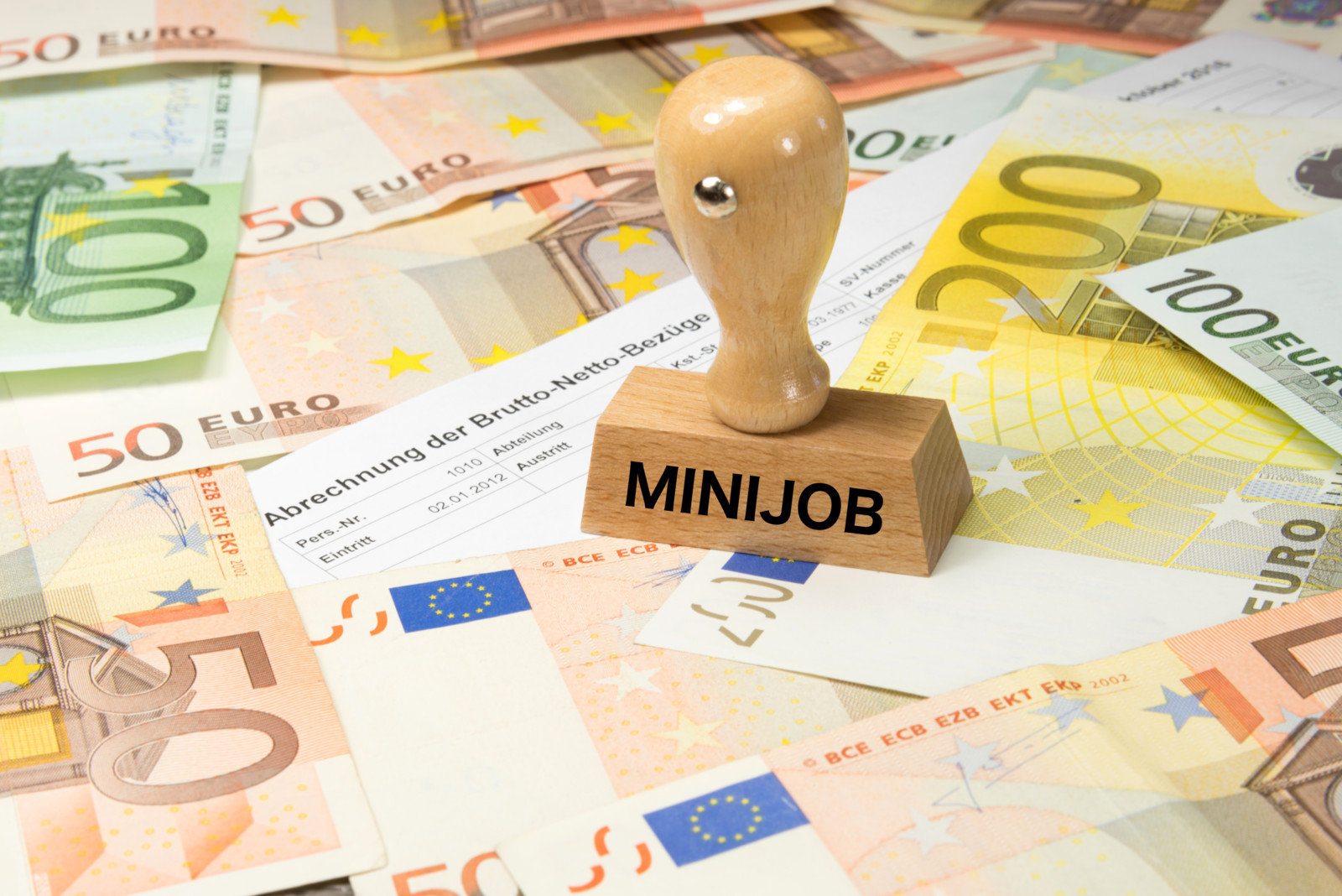 Hauptbeschäftigung plus Minijob: Beschäftigte können die Inflationsprämie laut Minijob-Zentrale mehrfach von verschiedenen Arbeitgebern erhalten.